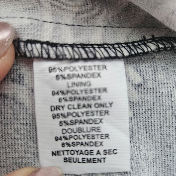 Trina Turk Black Abstract Floral Bell Sleeve Mini Sheath Dress Size Med - Picture 9 of 9